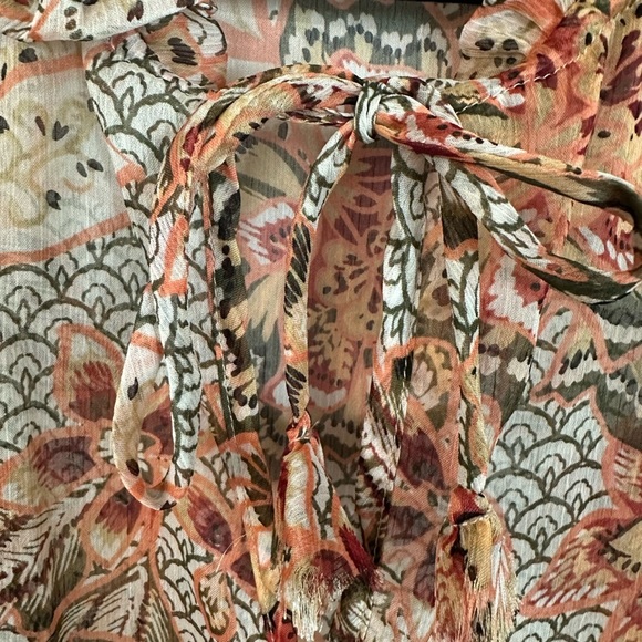 Misa Los Angeles Women’s Short Flutter Sleeve Tie V-Neck Blouse Sz L GUC - Picture 3 of 9